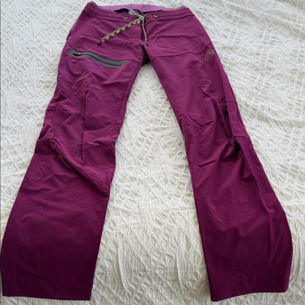 La Sportiva Women's Boot Cut Climbing Pants in Plum